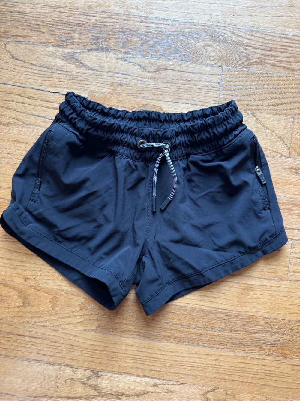 Athleta Girls Black Girls' Athletic Drawstring Shorts with Zipper Pockets size S